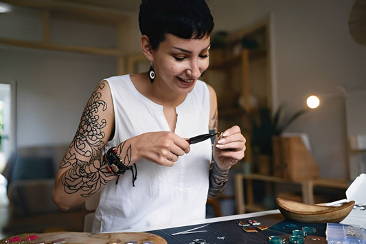 How to Make Water Droplet Jewelry with Resin