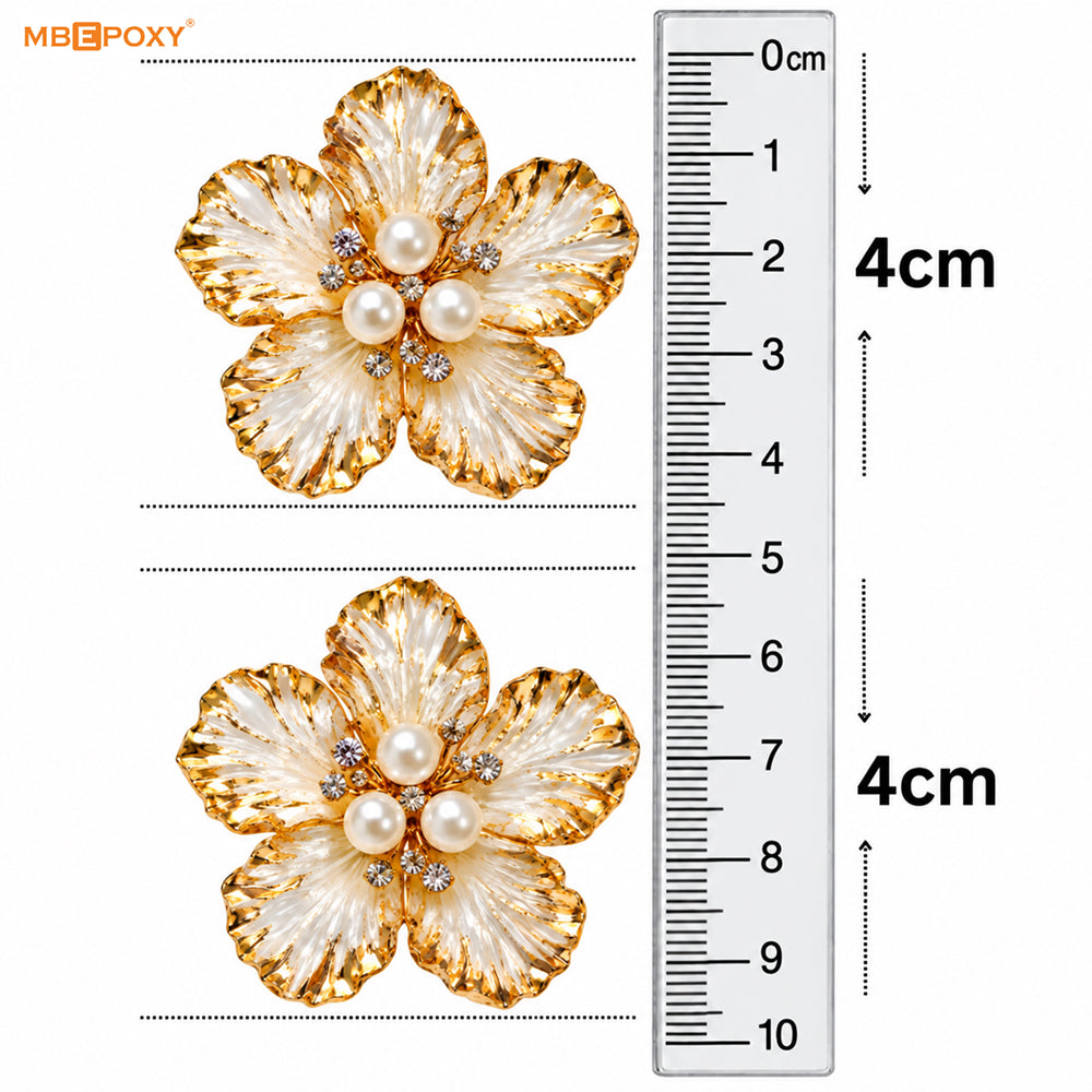 White Pearl Flower Charm